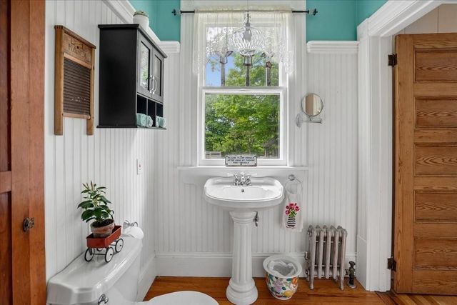 12 Granite Street, Milford, NH 03055
