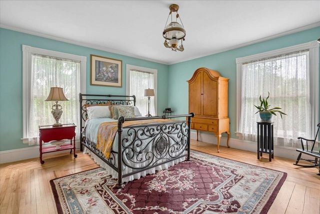 12 Granite Street, Milford, NH 03055