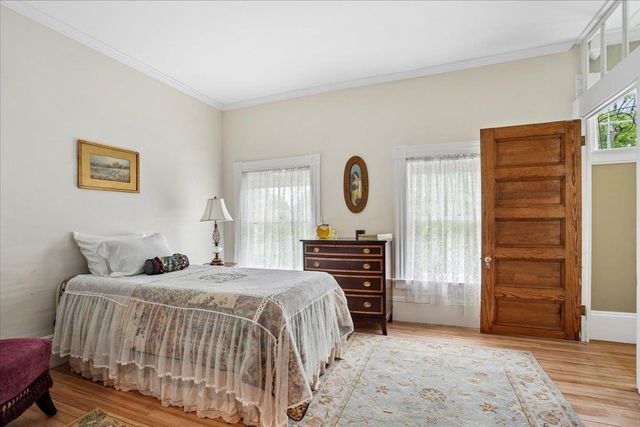 12 Granite Street, Milford, NH 03055