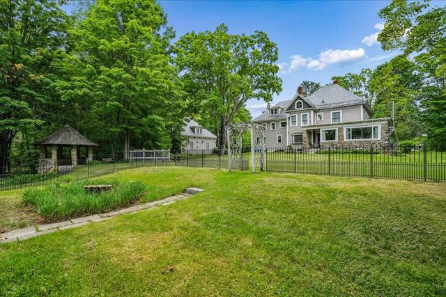 12 Granite Street, Milford, NH 03055