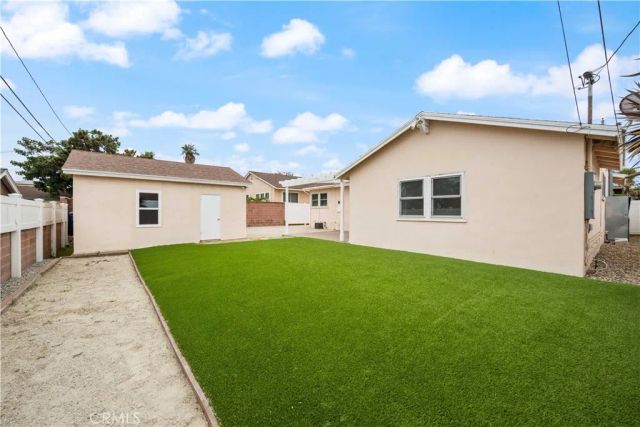 10525 S 4th Avenue, Inglewood, CA 90303
