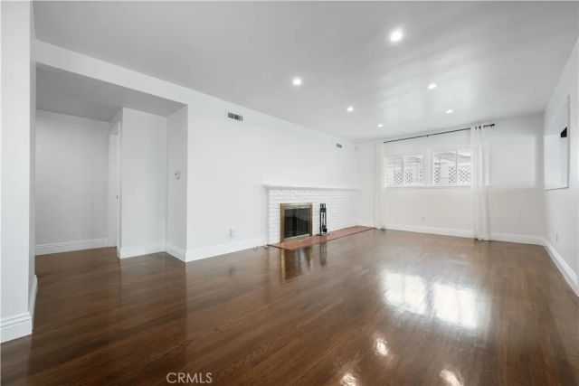 10525 S 4th Avenue, Inglewood, CA 90303