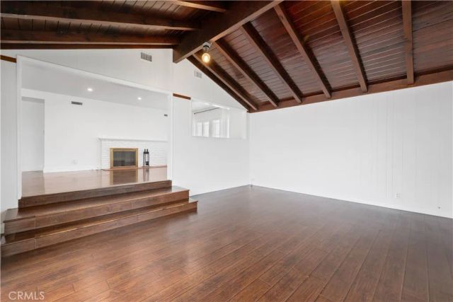 10525 S 4th Avenue, Inglewood, CA 90303
