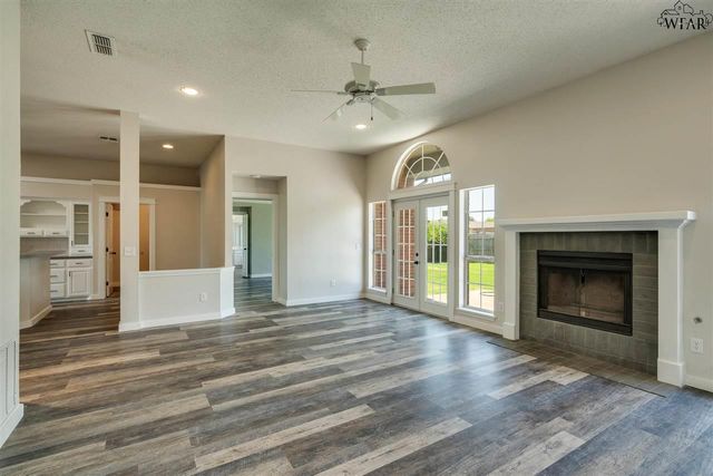 5009 WHISPER WIND DRIVE, Wichita Falls, TX 76310