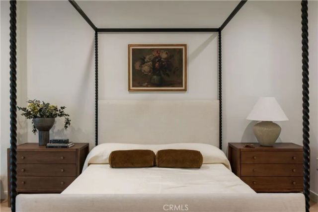 6132 W 82nd, Los Angeles, CA 90045