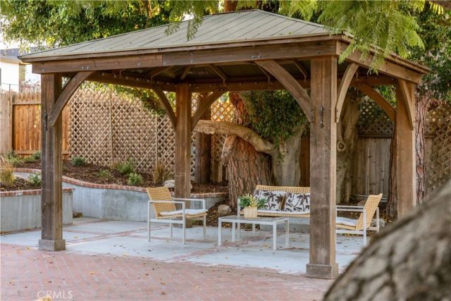 6132 W 82nd, Los Angeles, CA 90045