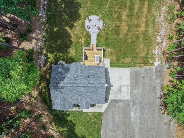 258 Guinea Mill RD, Moyock, NC 27958