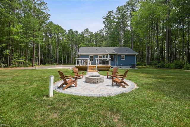 258 Guinea Mill RD, Moyock, NC 27958