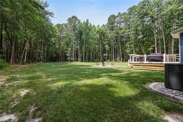 258 Guinea Mill RD, Moyock, NC 27958