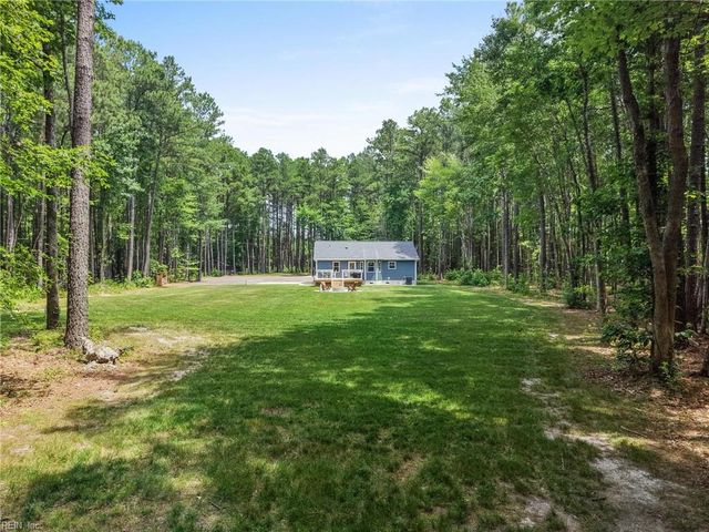 258 Guinea Mill RD, Moyock, NC 27958