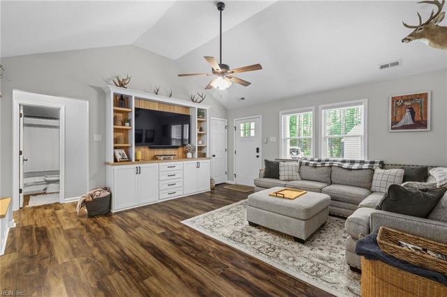 258 Guinea Mill RD, Moyock, NC 27958