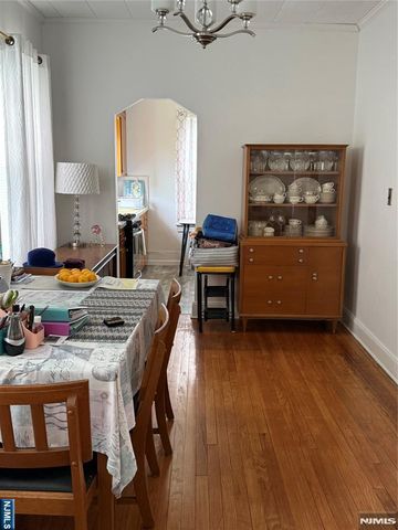 31 Wood Place, Dumont, NJ 07628