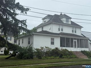 31 Wood Place, Dumont, NJ 07628