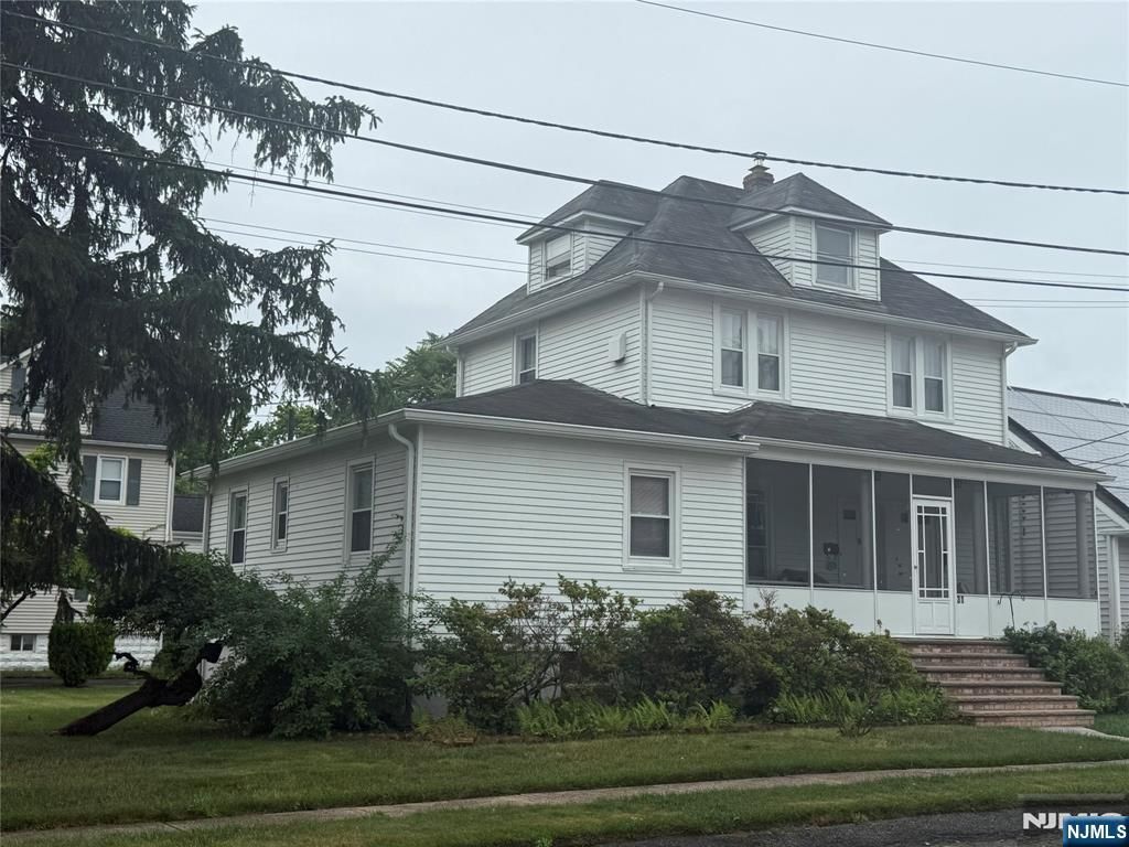 31 Wood Place, Dumont, NJ 07628
