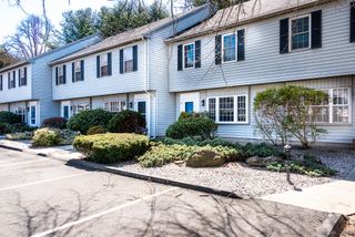 16 Brantwood Drive 16, Madison, CT 06443