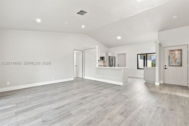 6146 Linton St, Jupiter, FL 33458