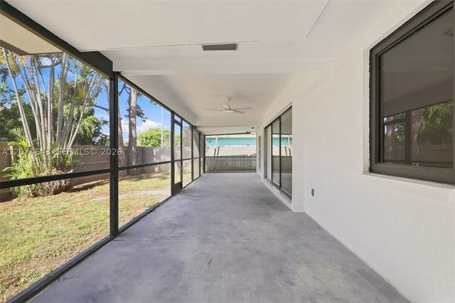 6146 Linton St, Jupiter, FL 33458