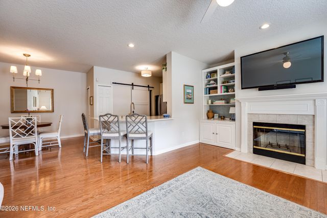 121 JARDIN DE MER Place 121, Jacksonville Beach, FL 32250