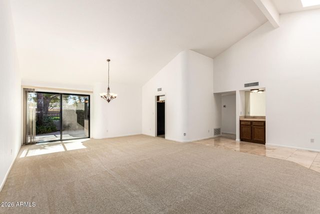 10487 E COCHISE Avenue, Scottsdale, AZ 85258