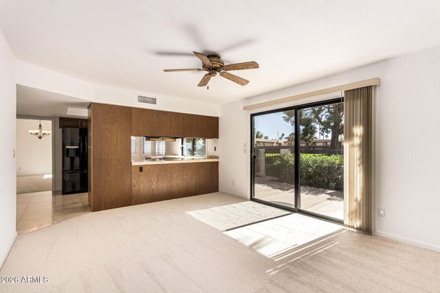 10487 E COCHISE Avenue, Scottsdale, AZ 85258