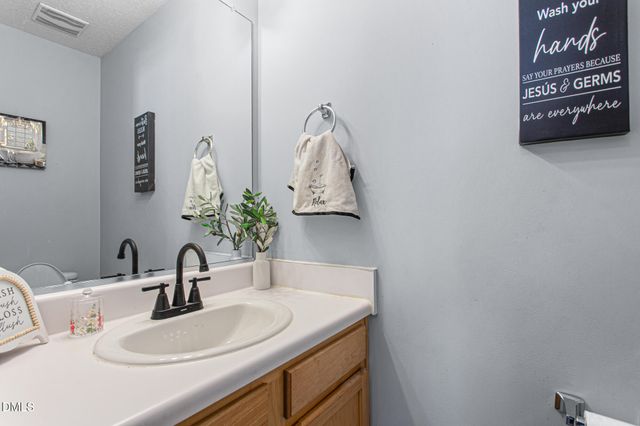 642 Cairn Circle, Burlington, NC 27217