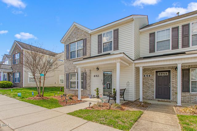 642 Cairn Circle, Burlington, NC 27217