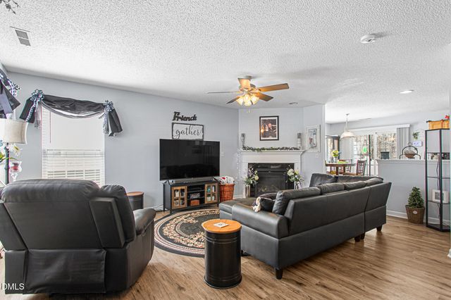 642 Cairn Circle, Burlington, NC 27217