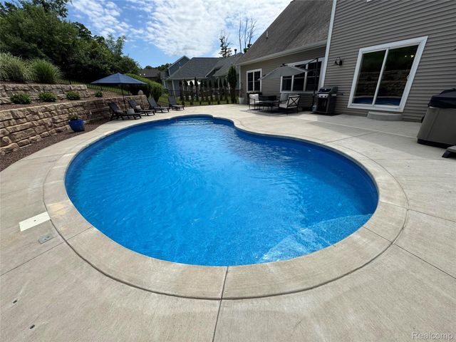 11029 Ridge View Trail, Tyrone Township, MI 48430