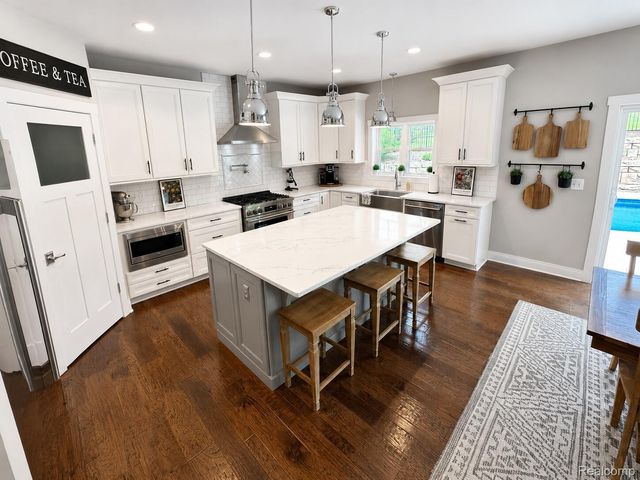 11029 Ridge View Trail, Tyrone Township, MI 48430