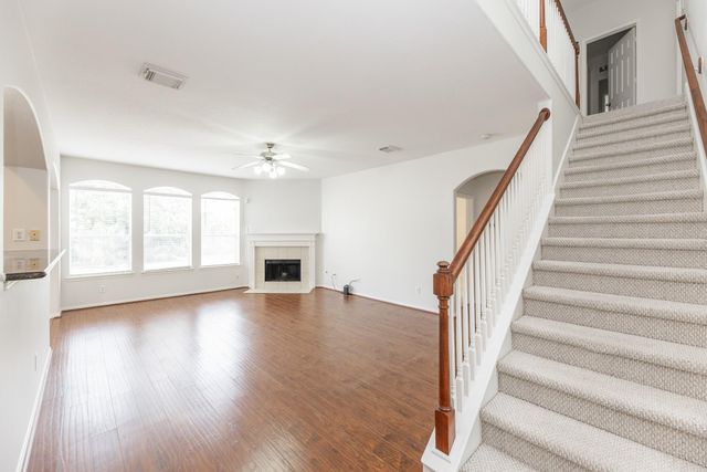4119 Maurice Way, Stafford, TX 77477