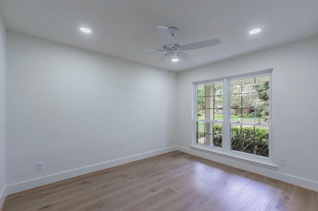 2002 Ottawa Lane, Houston, TX 77043