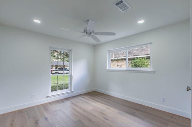 2002 Ottawa Lane, Houston, TX 77043