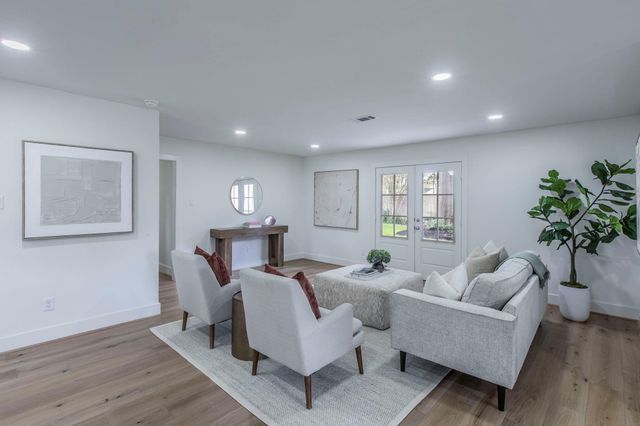 2002 Ottawa Lane, Houston, TX 77043