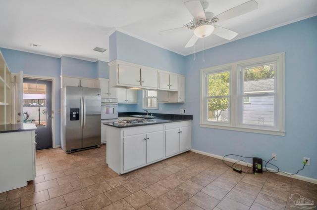 1811 Yates Ave, Pensacola, FL 32503