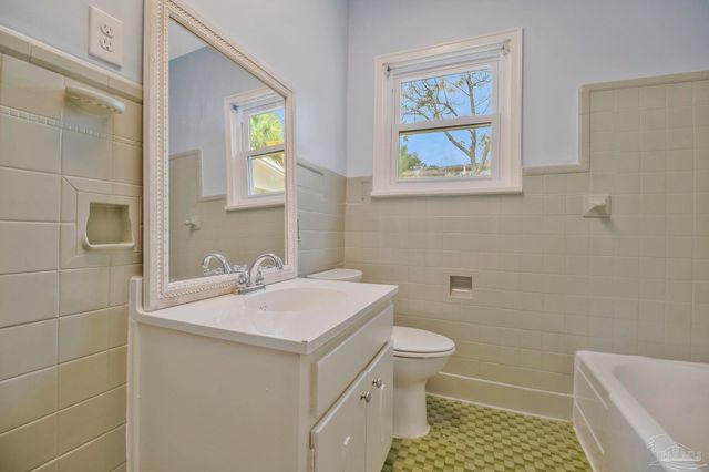 1811 Yates Ave, Pensacola, FL 32503