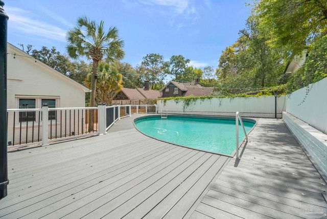 1811 Yates Ave, Pensacola, FL 32503