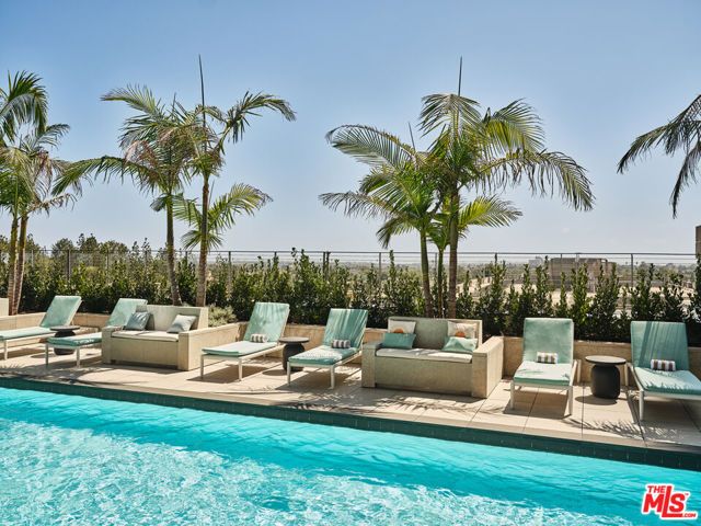 211 W Elm Court 8B, Los Angeles, CA 90067