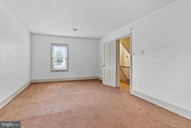 214 N COLLEGE ST, Carlisle, PA 17013