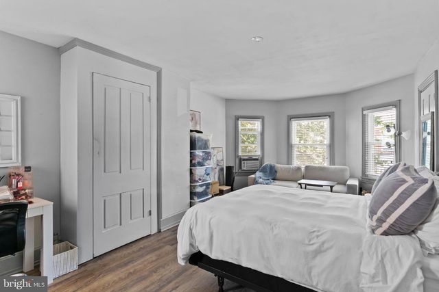 214 N COLLEGE ST, Carlisle, PA 17013