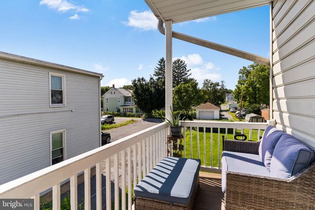 214 N COLLEGE ST, Carlisle, PA 17013