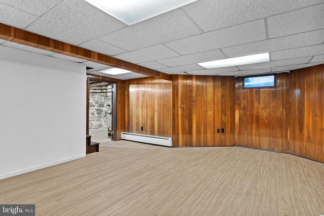 214 N COLLEGE ST, Carlisle, PA 17013