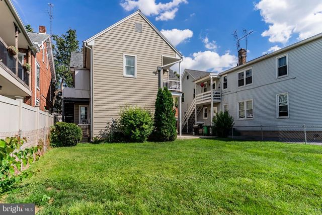 214 N COLLEGE ST, Carlisle, PA 17013