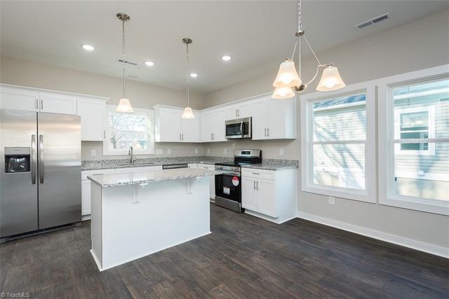 555 Pinnix Road, Burlington, NC 27217