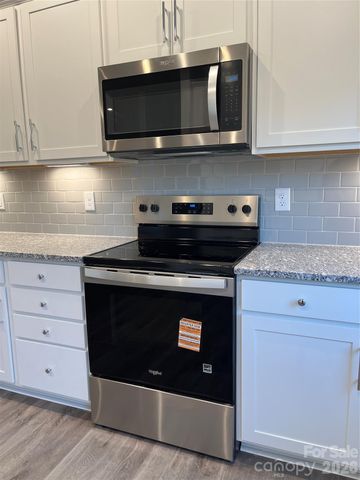 11518 Glasden Road, Charlotte, NC 28278