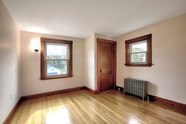 262 Washington St, Gloucester, MA 01930