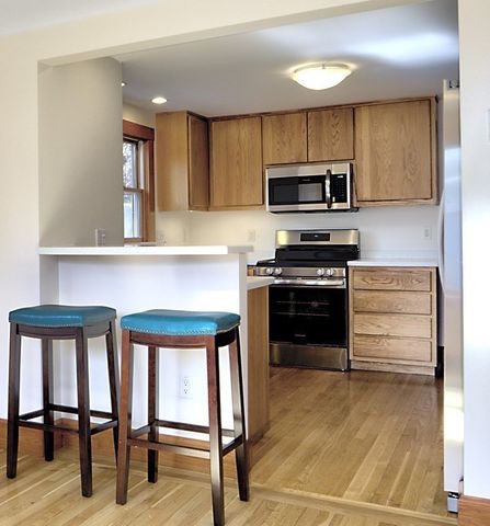 262 Washington St, Gloucester, MA 01930