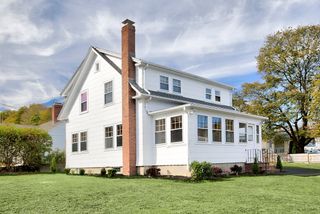 262 Washington St, Gloucester, MA 01930