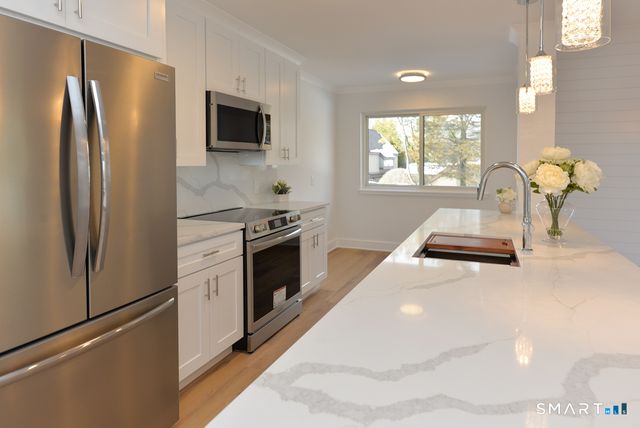 191 Heritage Village A, Southbury, CT 06488