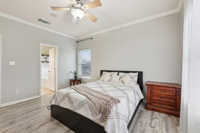 101 Blanco DR, Hutto, TX 78634