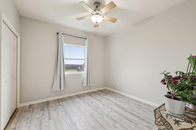 101 Blanco DR, Hutto, TX 78634